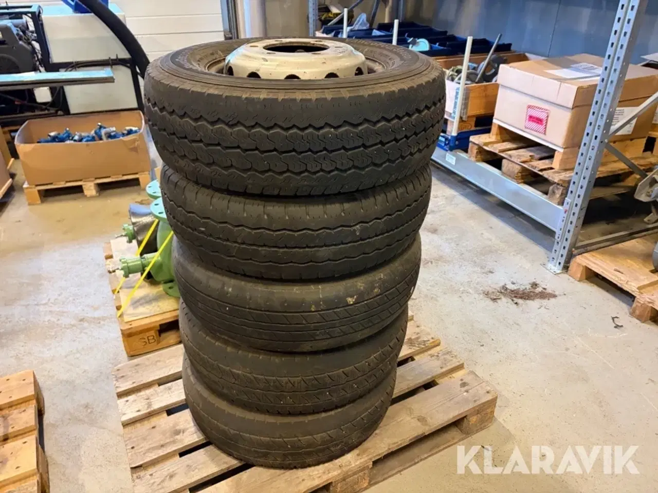 Billede 1 - Dæk Continental Vancofourseason