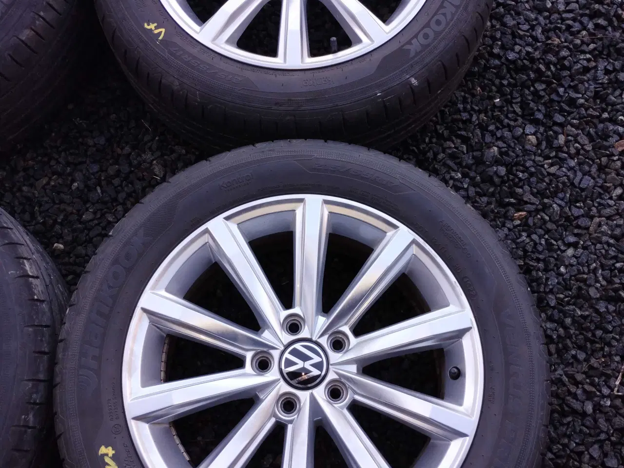 Billede 2 - VW 215/55 R17