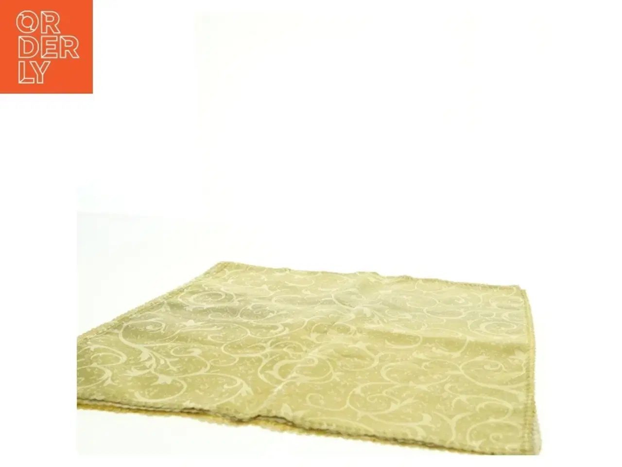 Billede 3 - Broderet servietter (str. Cirka 47 x 47 cm)