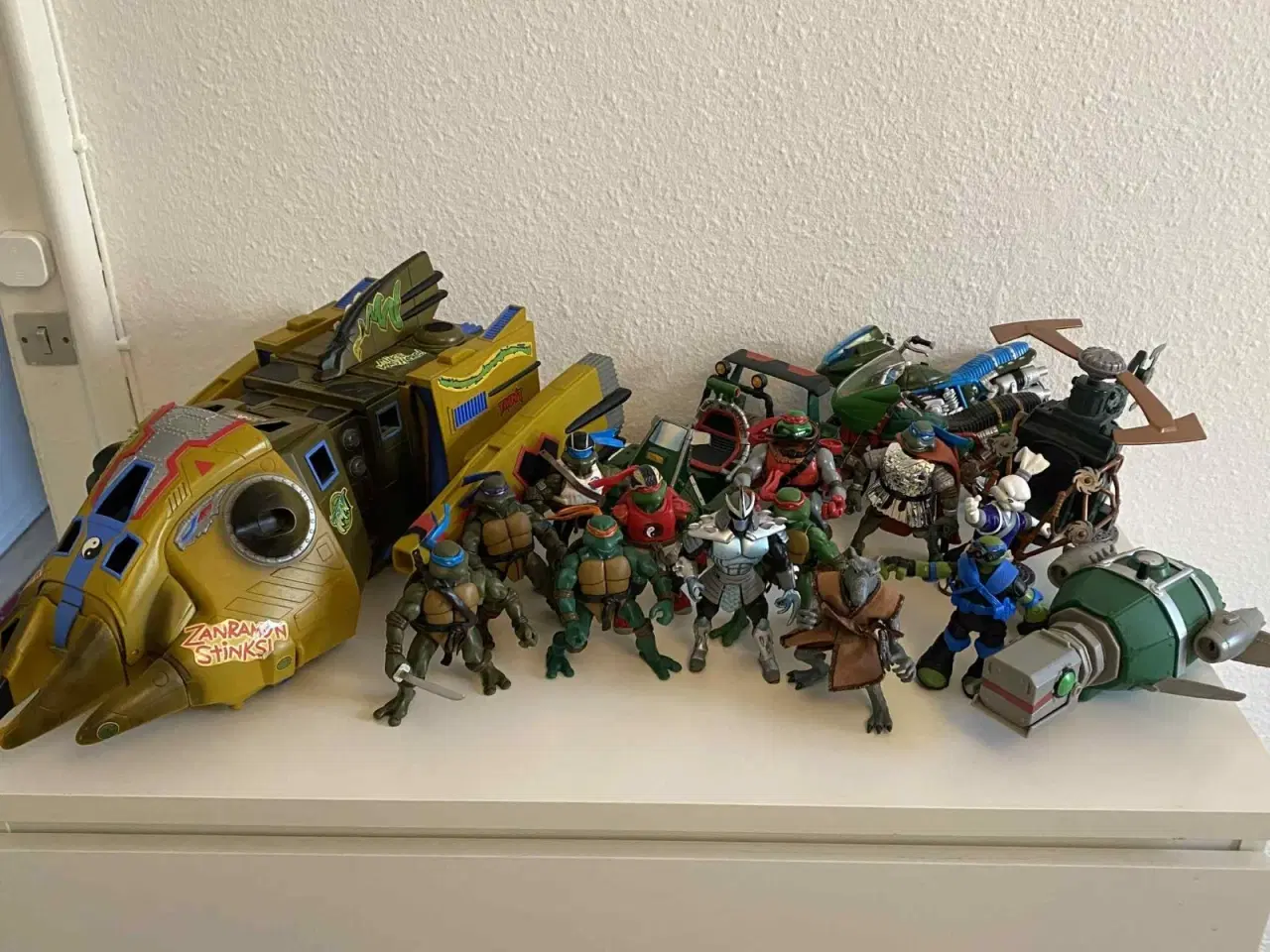 Billede 1 - Teenage Mutant Ninja Turtles LOT Med Køretøjer 
