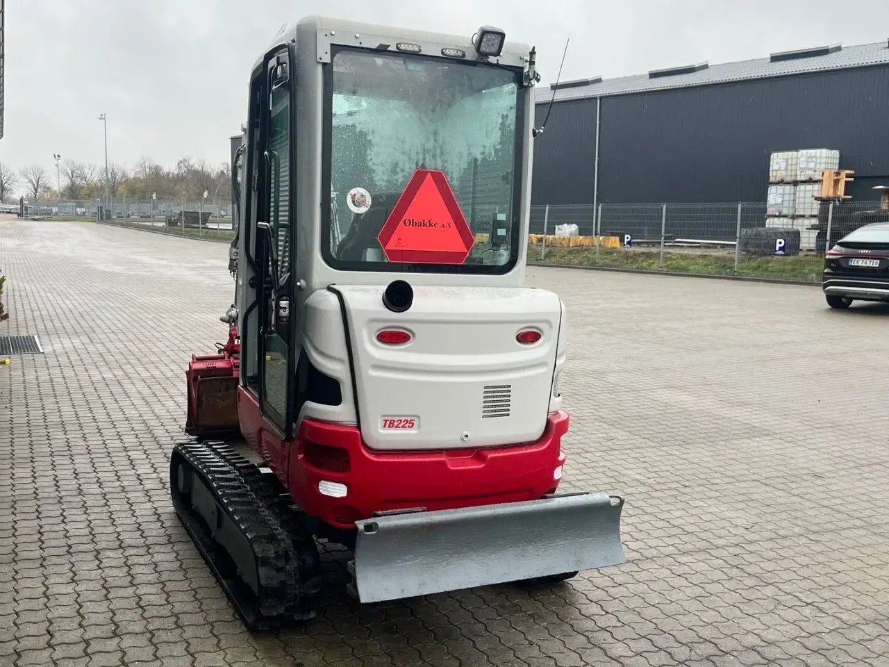 Billede 21 - Takeuchi TB225 Hydraulisk Tiltfæste, centralsmørring +3 skovle