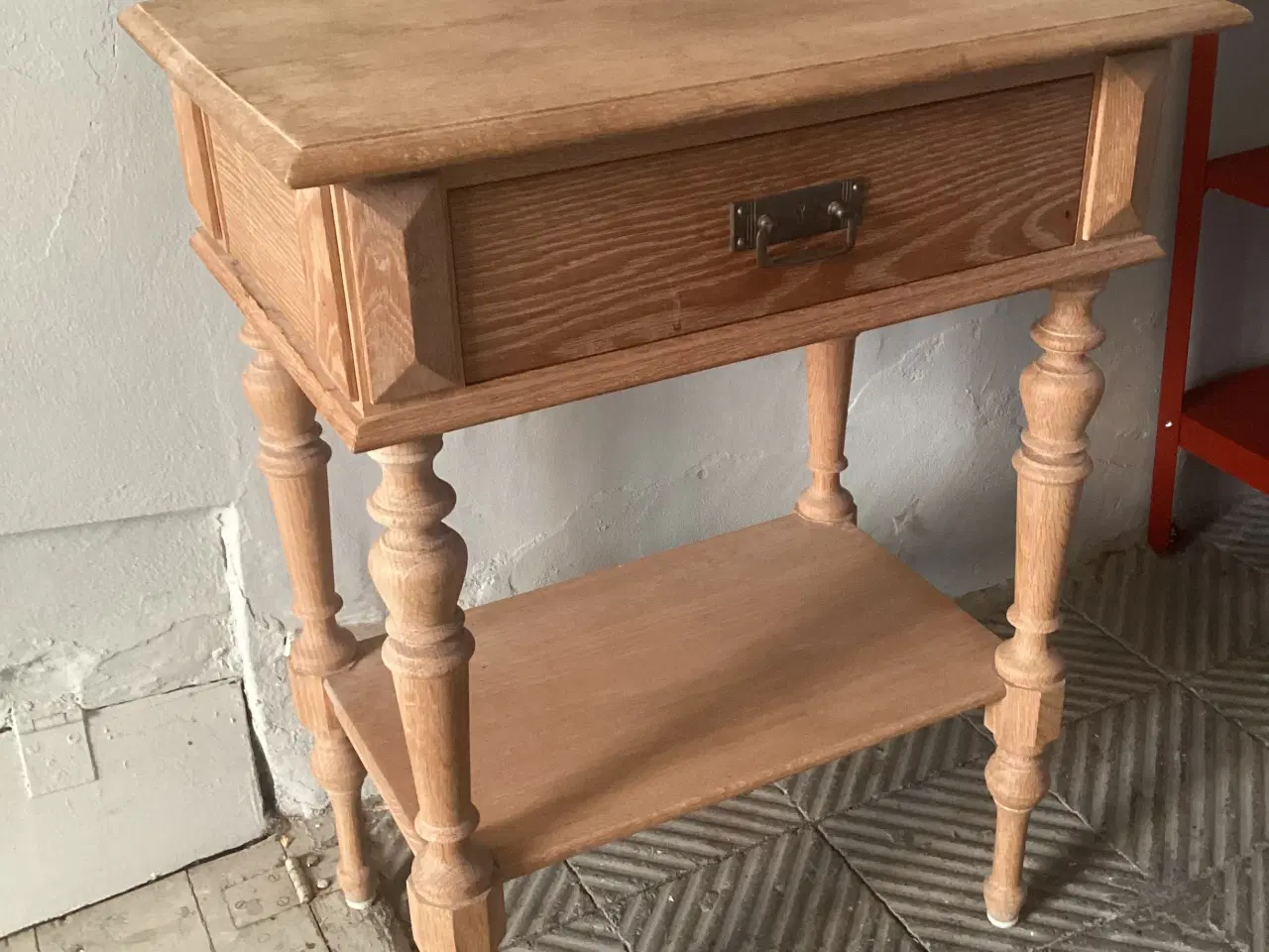 Billede 3 - Tobaksbord-sybord-sidebord med skuffe