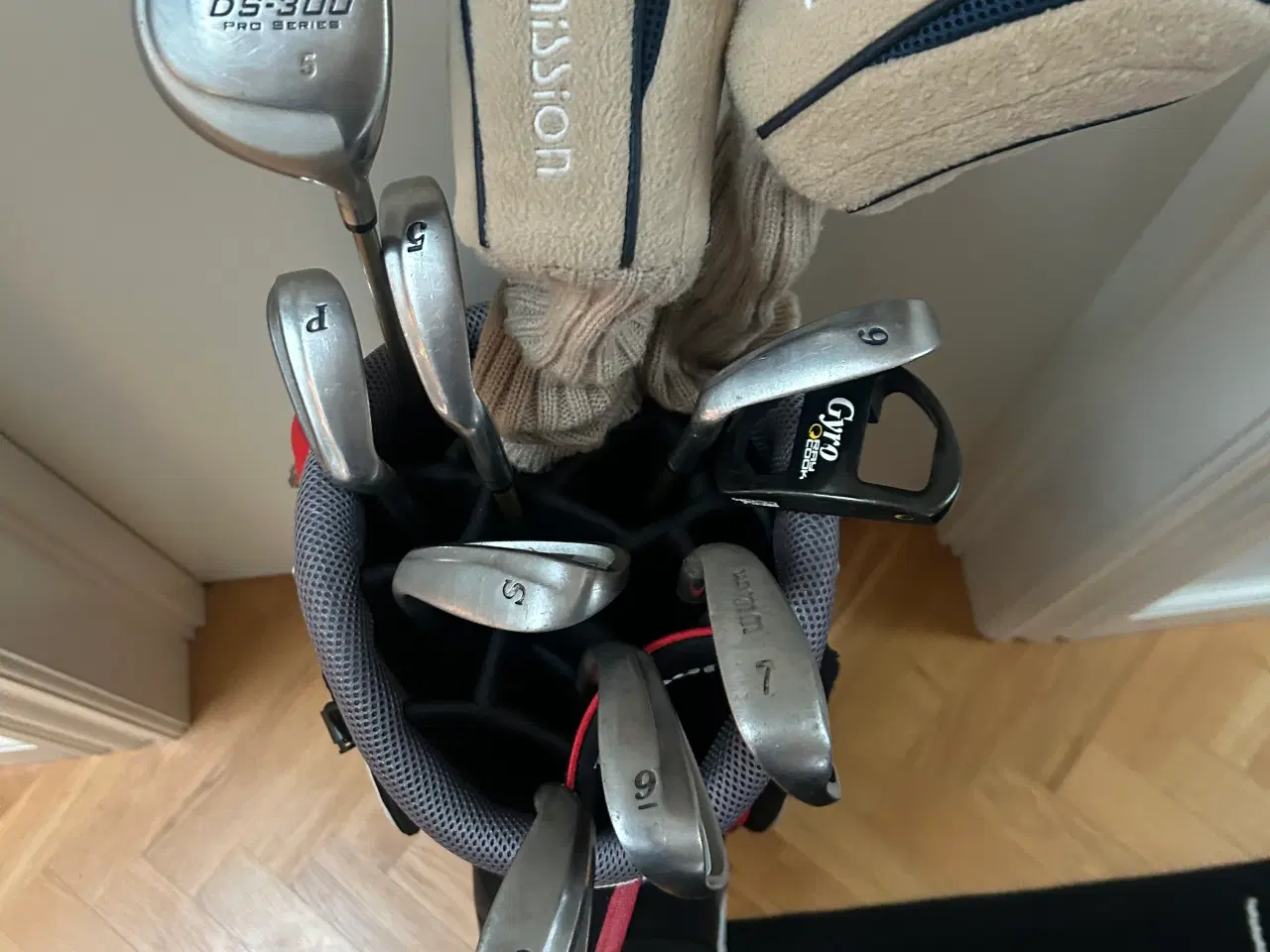 Billede 4 - Golfkøller med bag