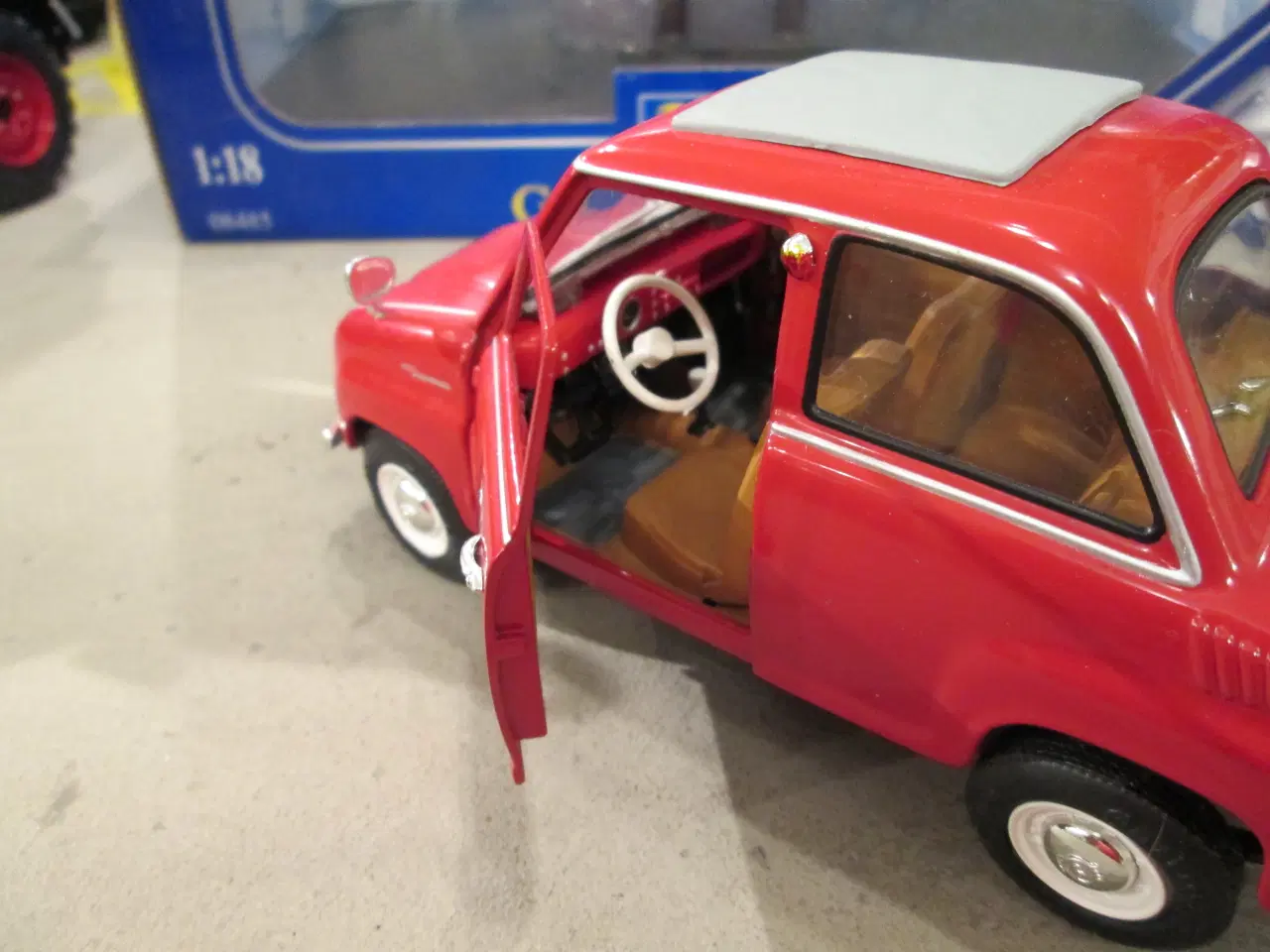 Billede 4 - Goggemobil T 250   Revell  1:18