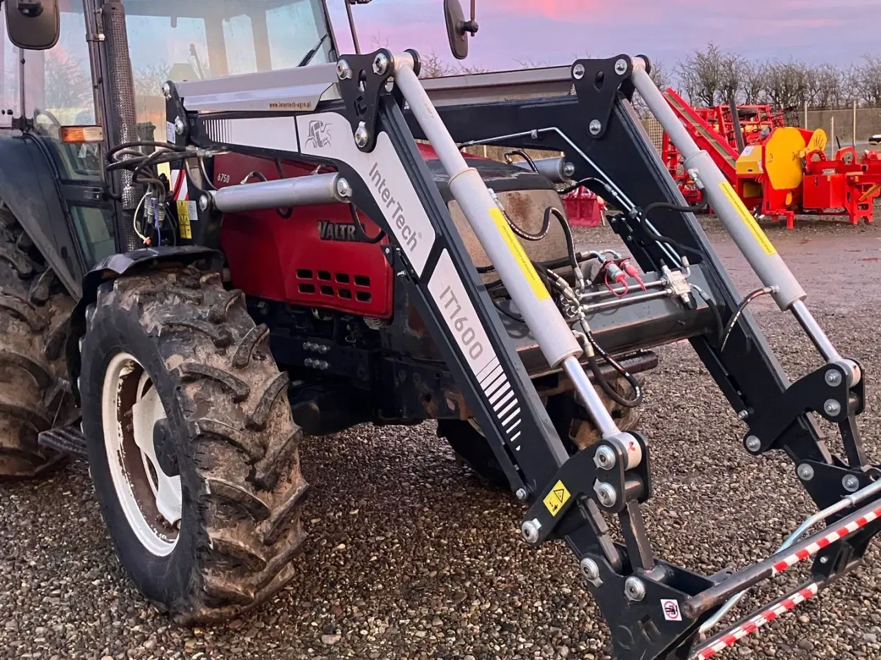 Billede 3 - Valtra 6750