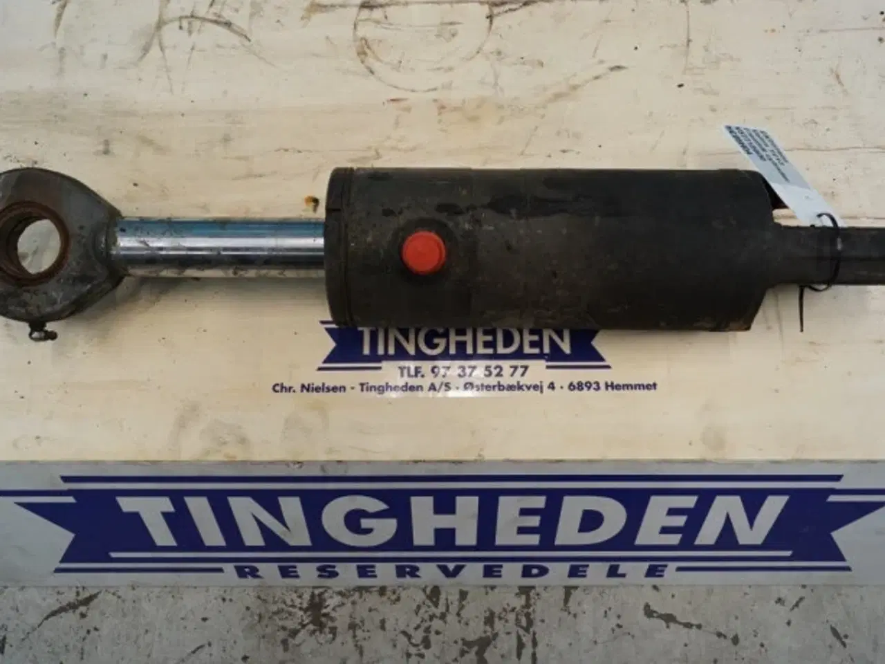 Billede 7 - Valtra T213 Frontlift Cylinder V37715600