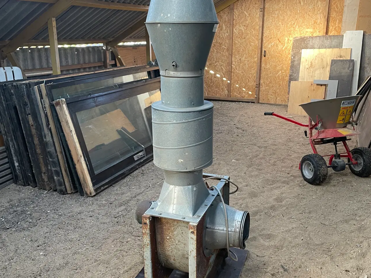Billede 4 - Udsugningsventilator med motor