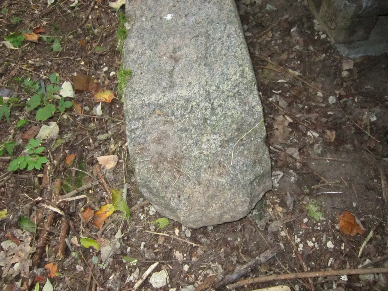 Billede 1 - granitsøjle