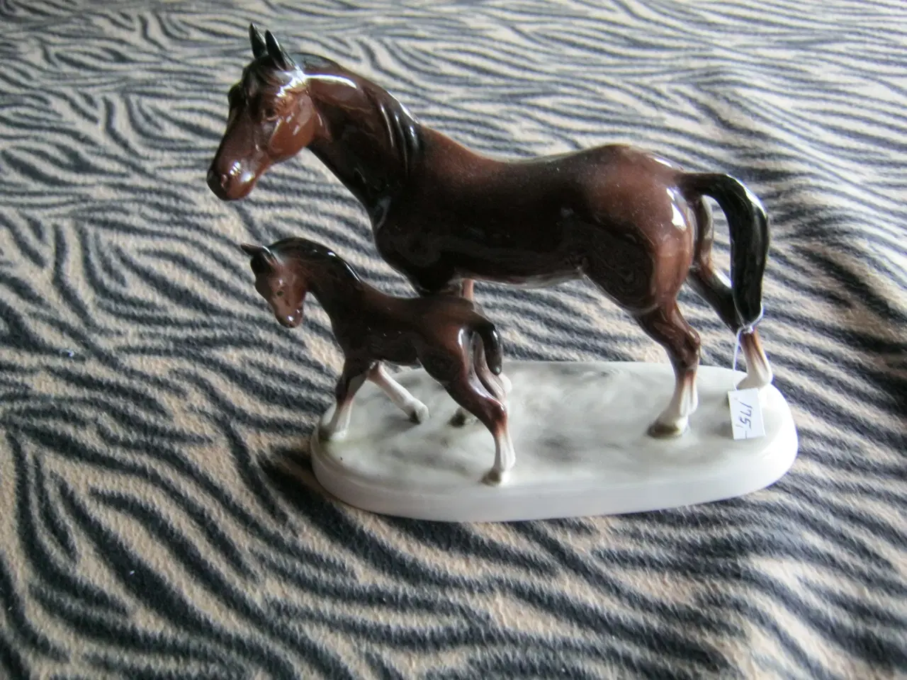 Billede 1 - porcelæns figur heste