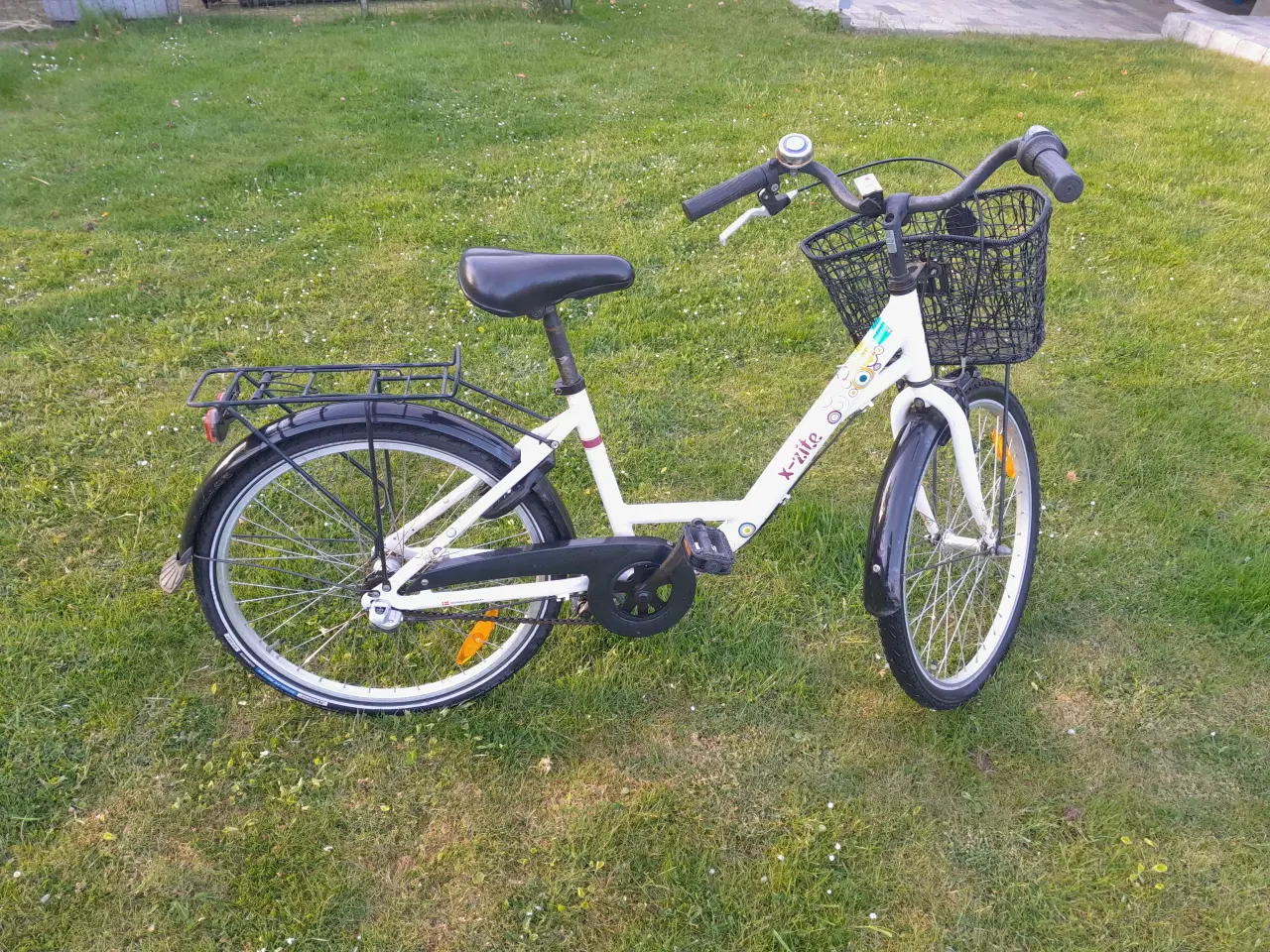 Billede 2 - Pigecykel m. 24" hjul