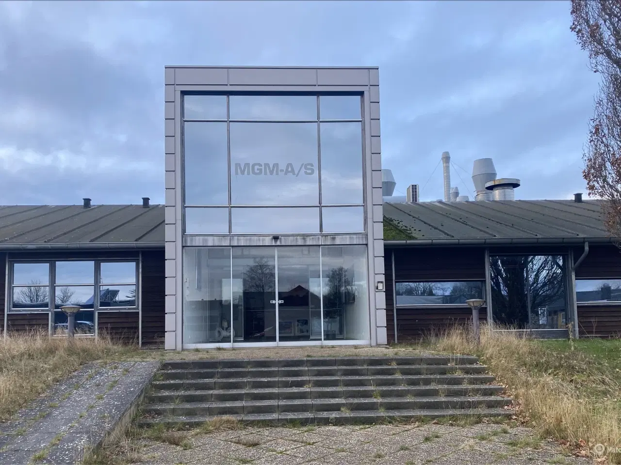 Billede 2 - lager + kontor