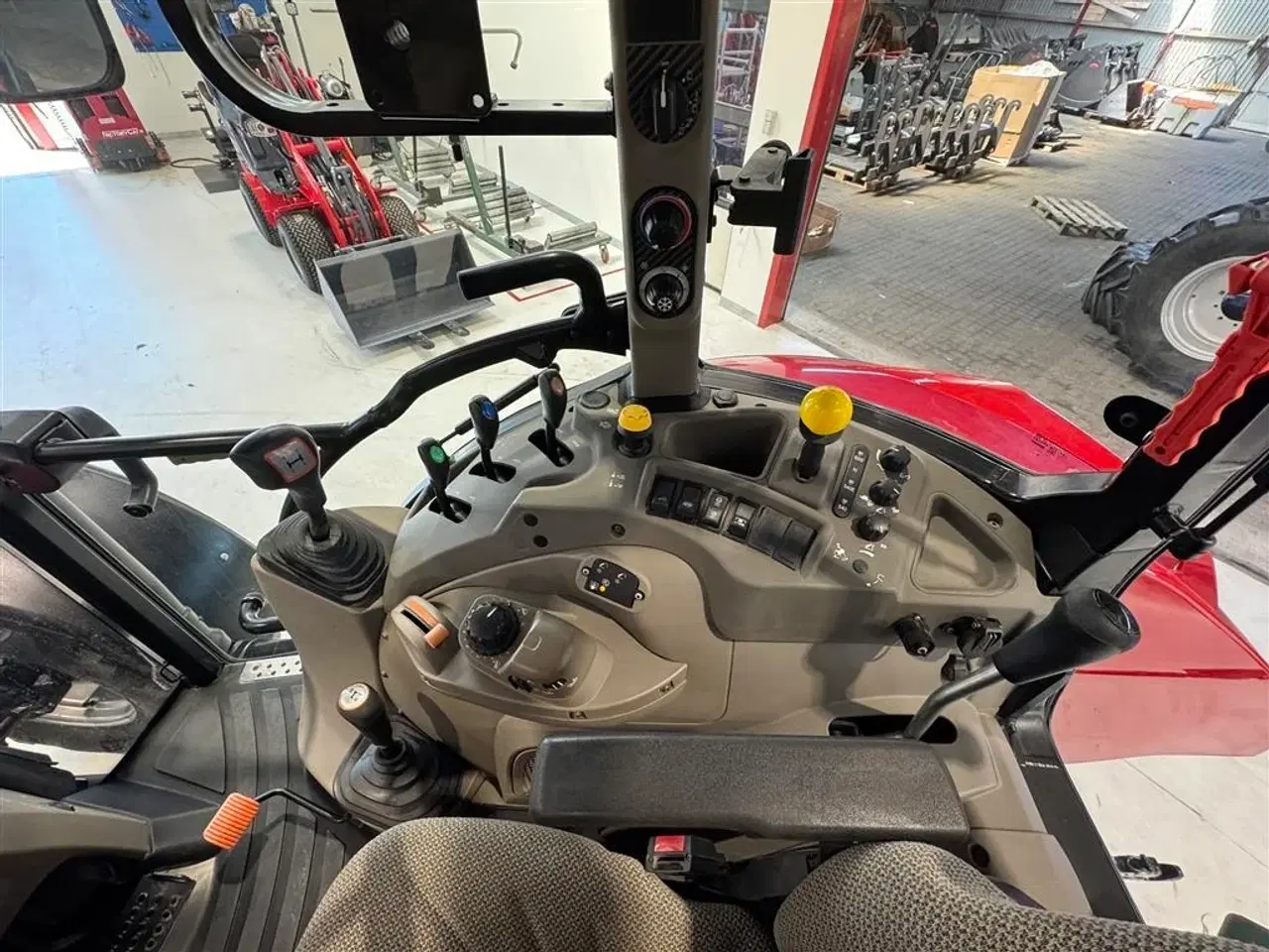 Billede 16 - Case IH FARMALL 115U KUN 425 TIMER! SOM NY!