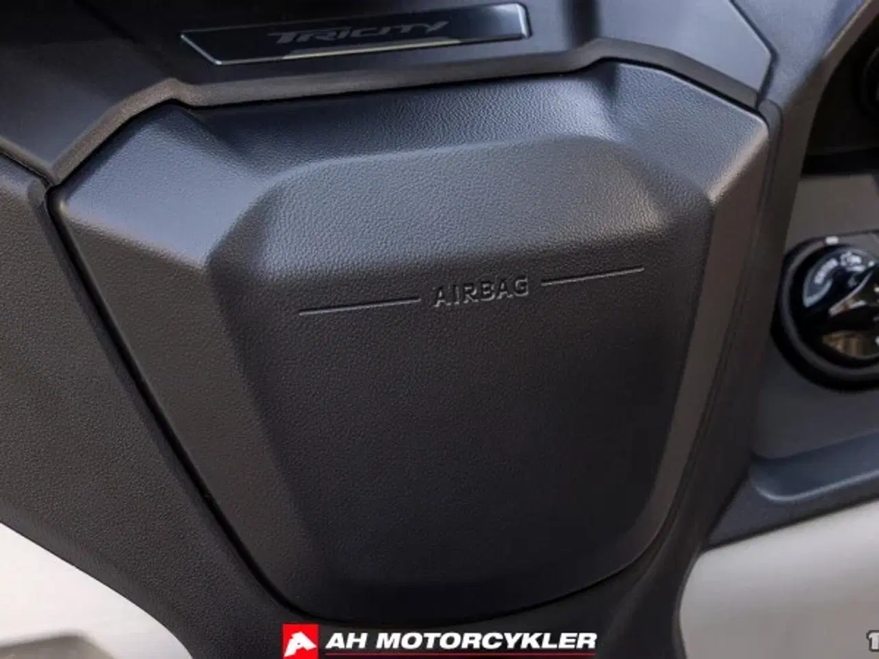 Billede 21 - Yamaha Tricity 300 Airbag Milky White