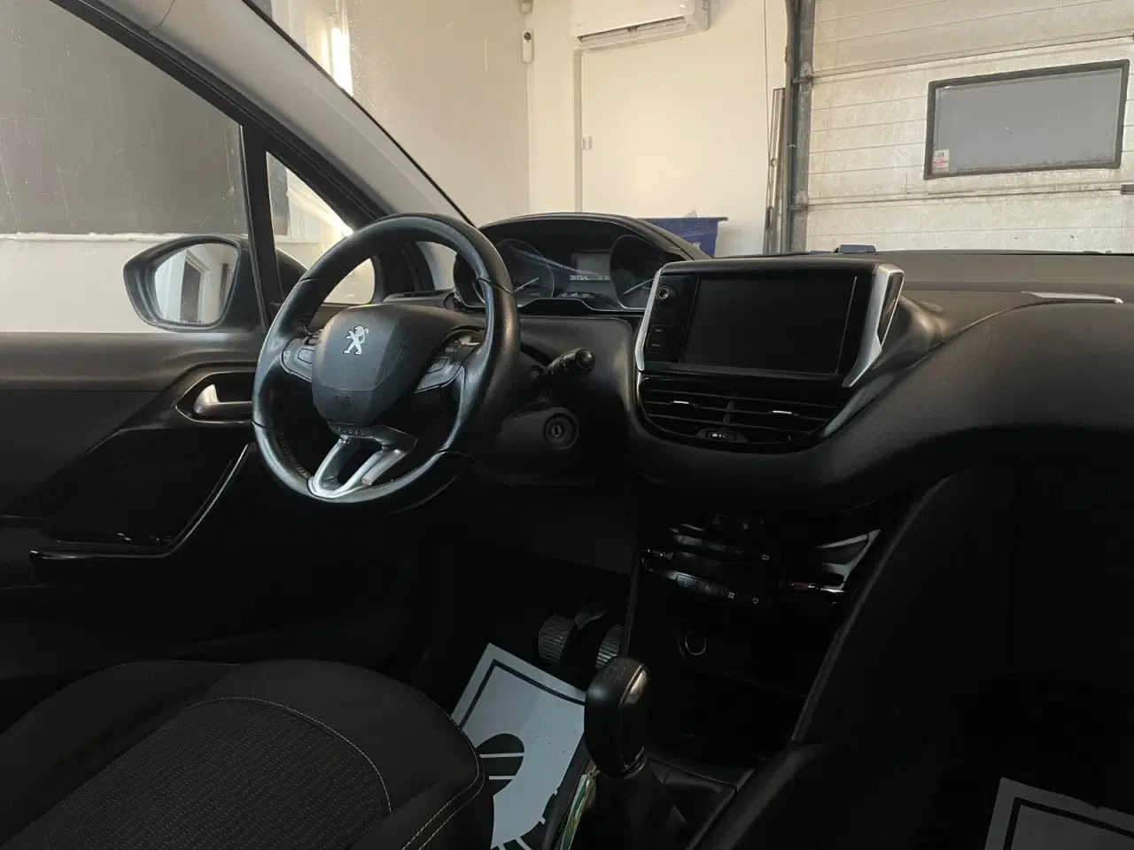 Billede 8 - Peugeot 208 1,6 BlueHDi 100 Envy