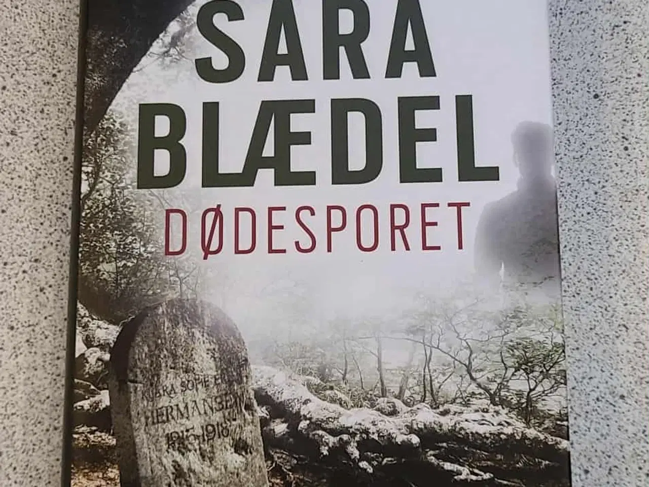 Billede 1 - Sara Blædel Dødesporet