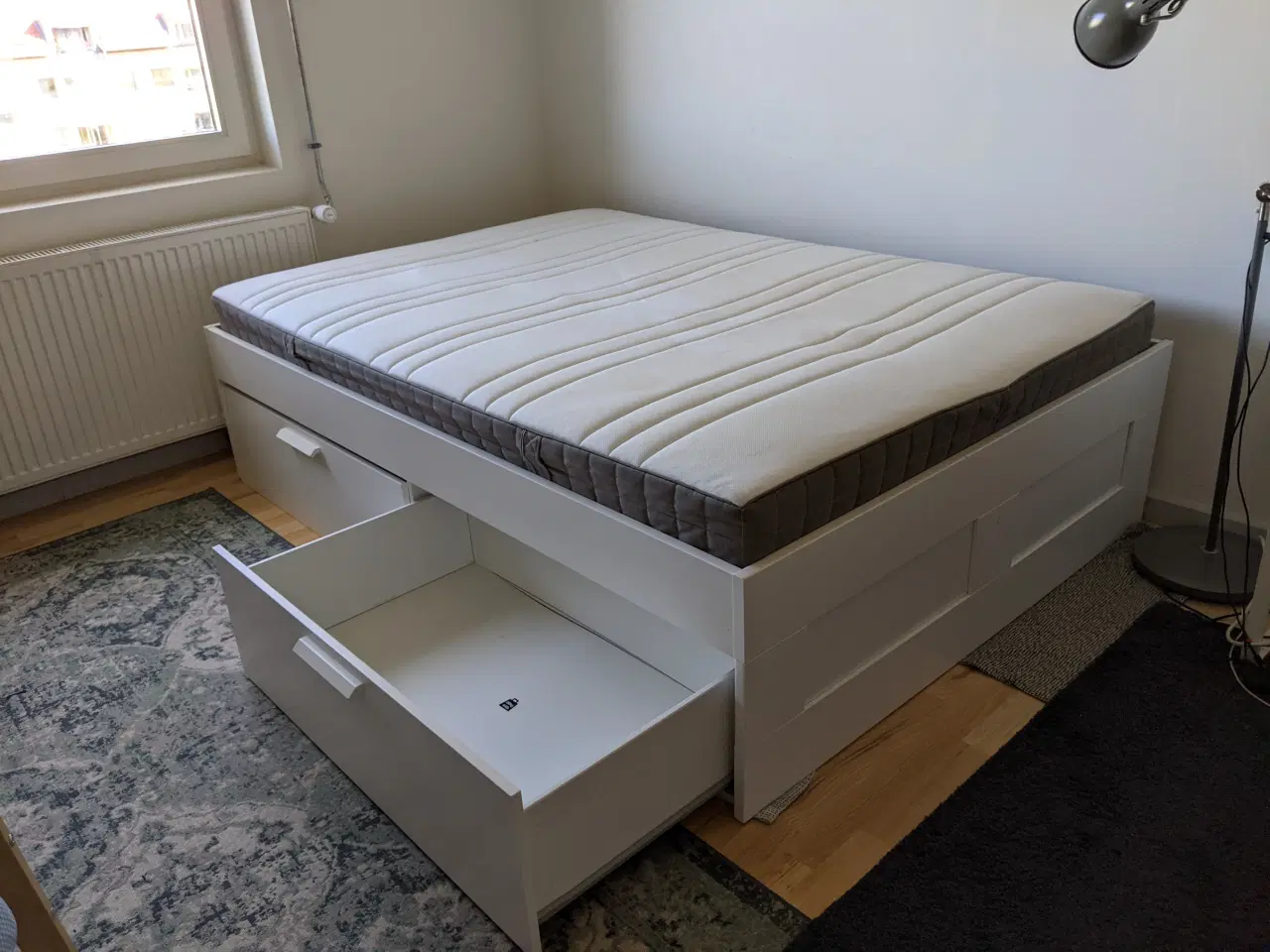 Billede 10 - IKEA BRIMNES BED WHITE 140X200CM  +matress +top