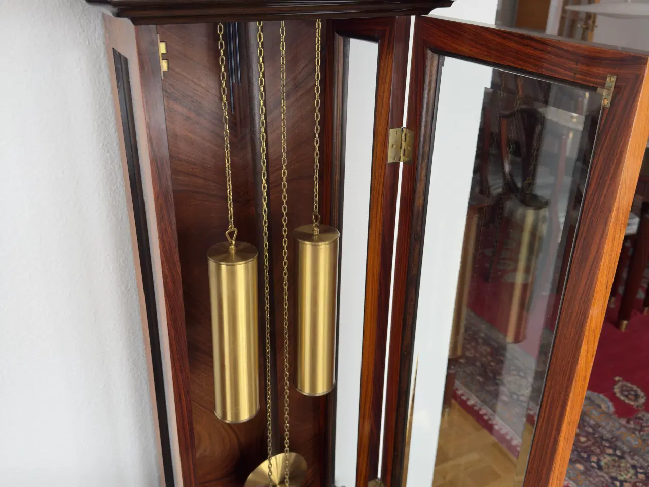 Billede 2 - Bornholmerur i mahogni med indlagt rosentræ 