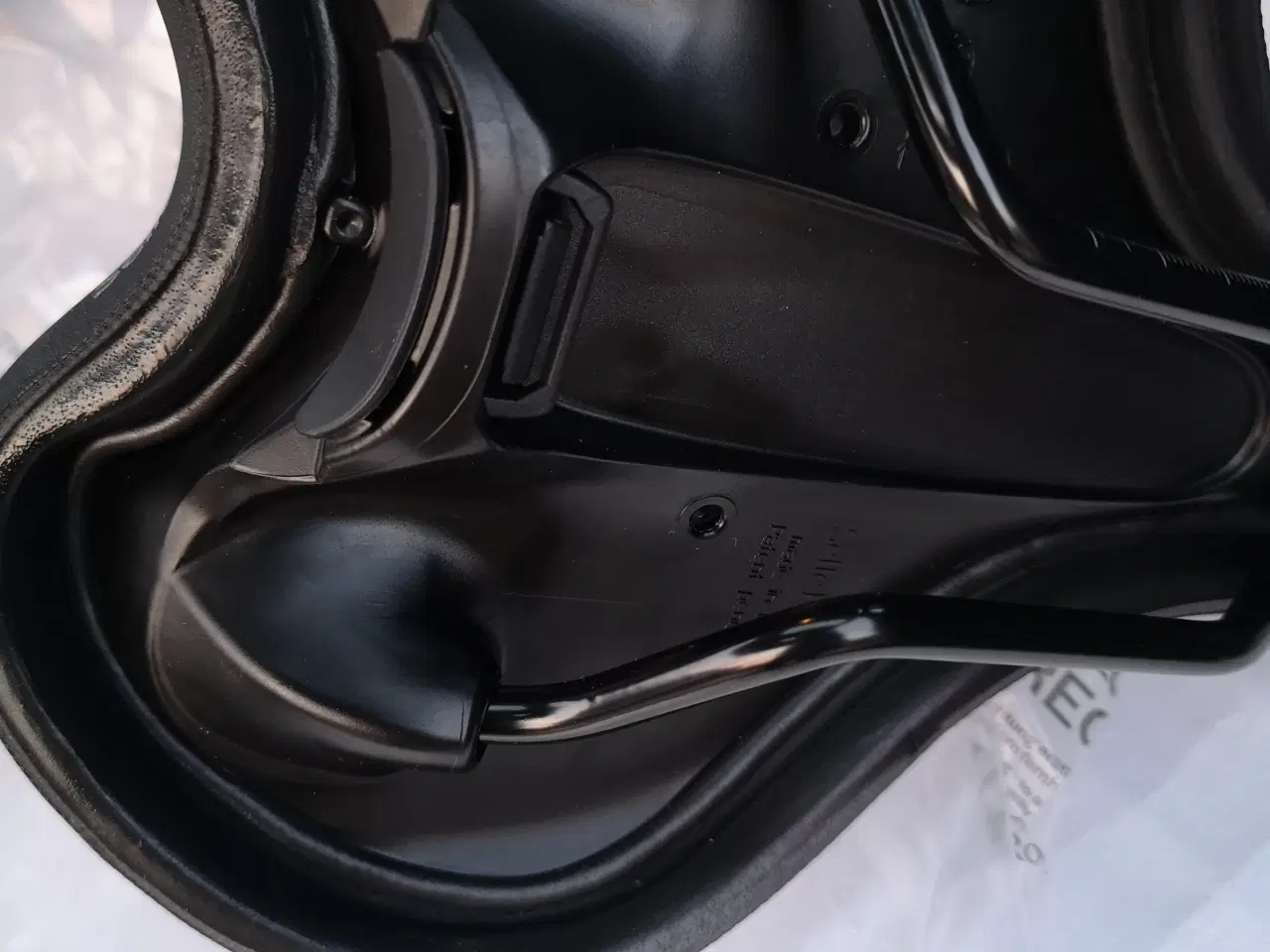 Billede 7 - Sadel 4 stk 700kr 1 stk 200kr 