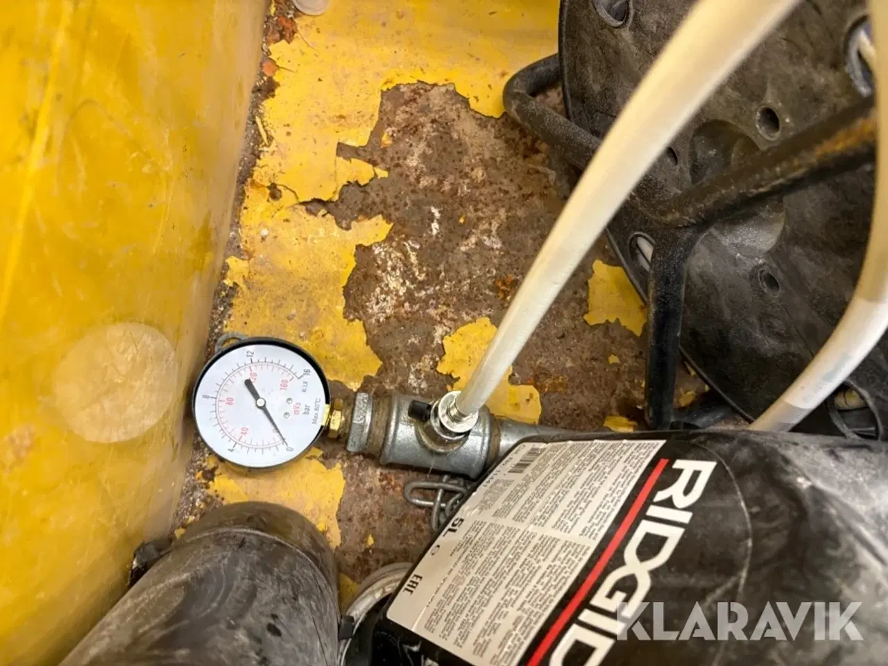 Billede 12 - Værktøjstrillebør med indhold