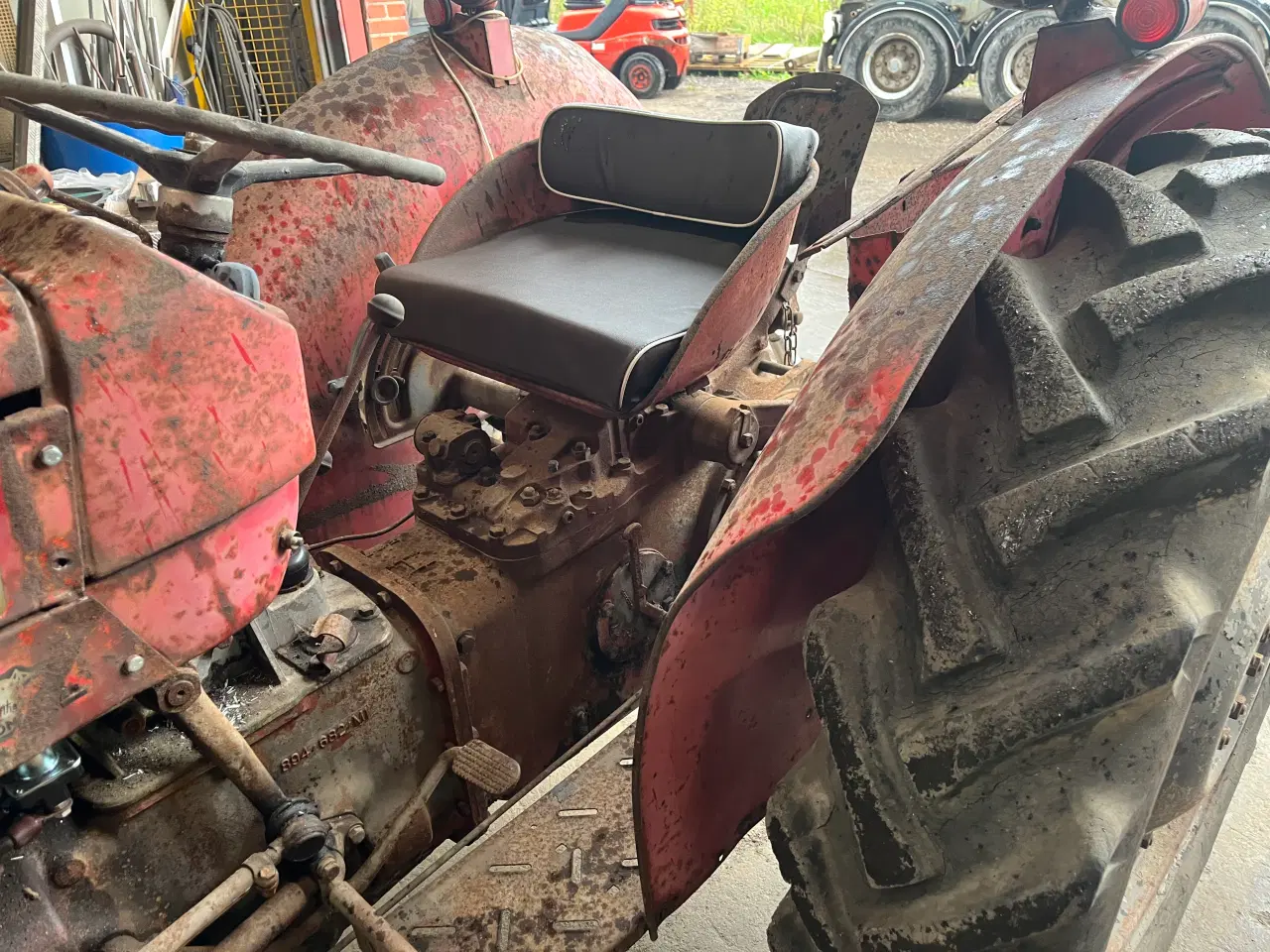 Billede 4 - Massey Ferguson 135 benzin