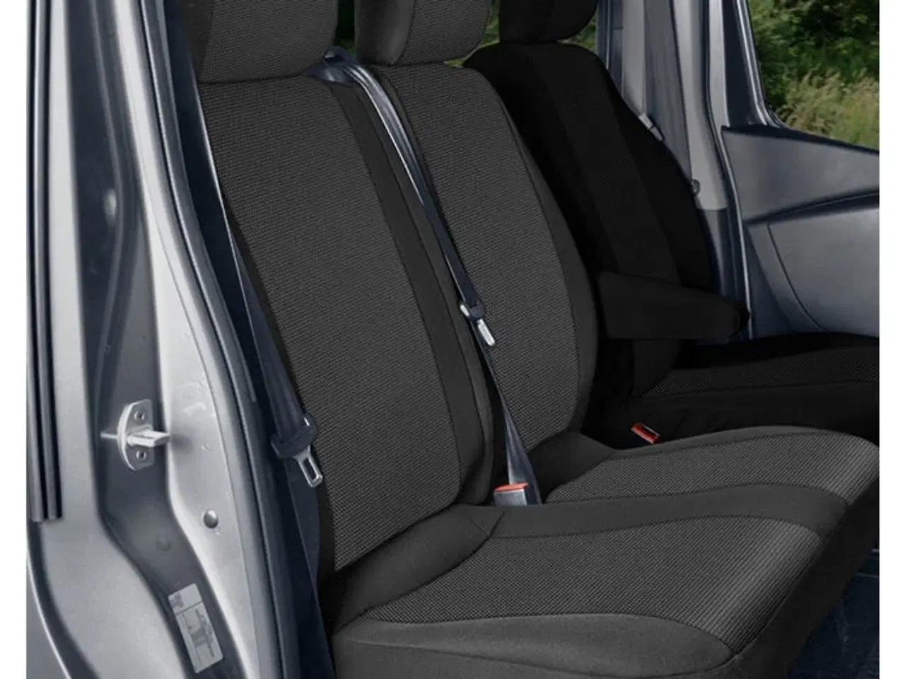 Billede 1 - Sædeovertræk passagerside Trafic III 2014 Fast