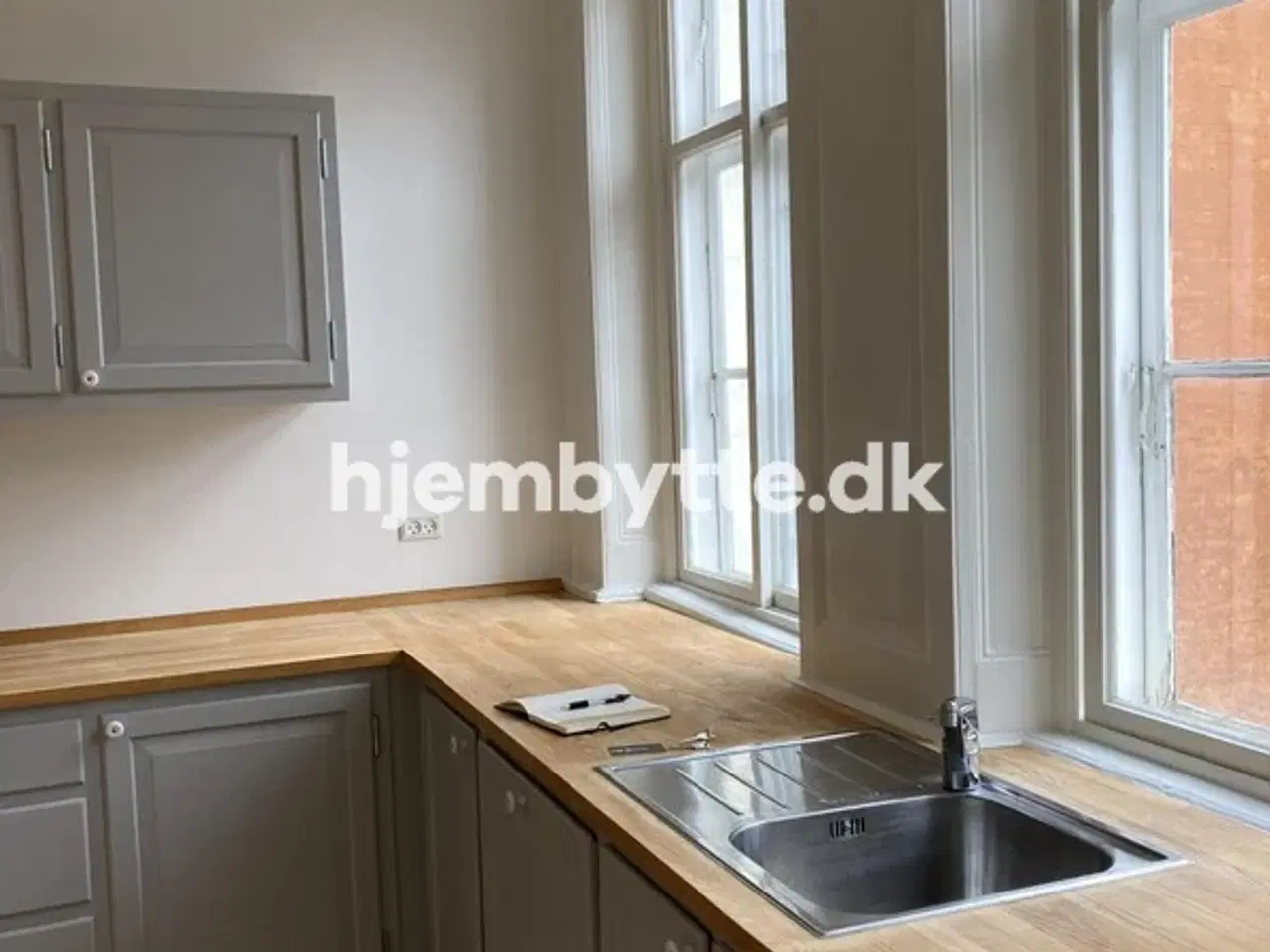 Billede 1 - Hjembytte - Krystalgade