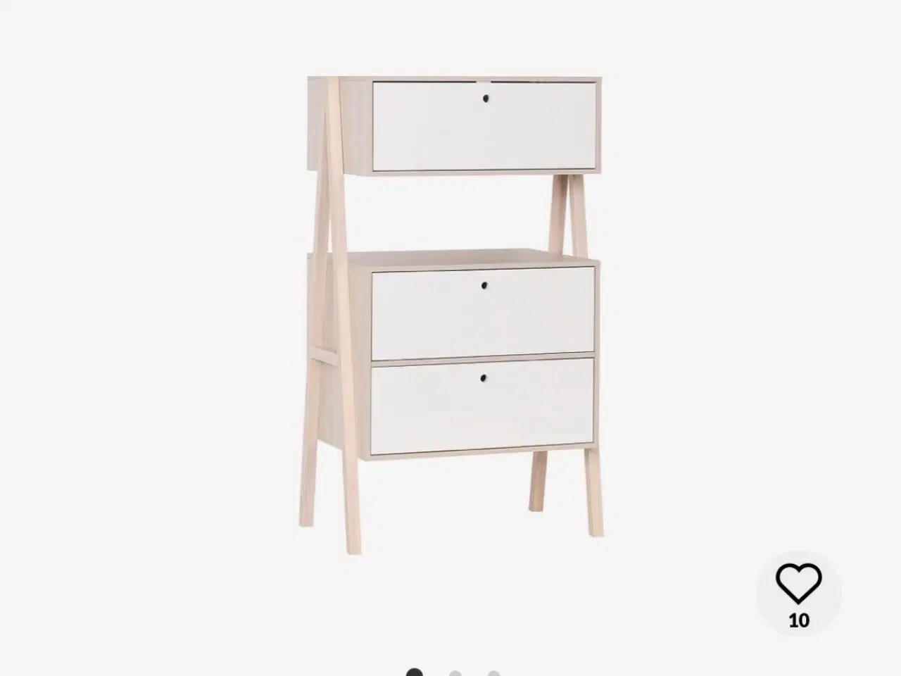 Billede 1 - Rummeligt “VOX” skab