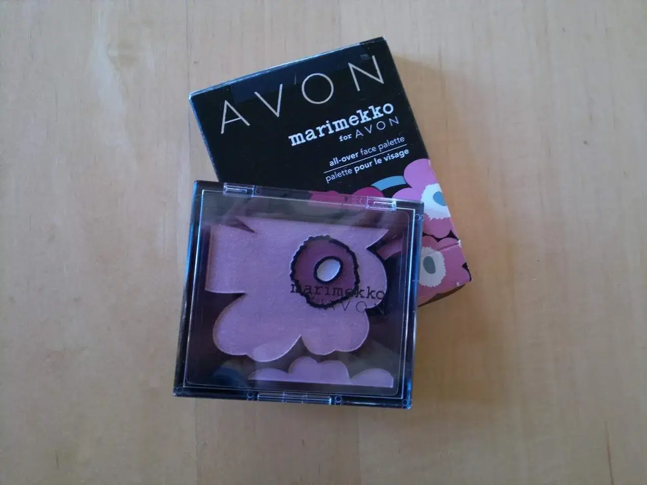 Billede 1 - Ny Marimekko Avon rouge