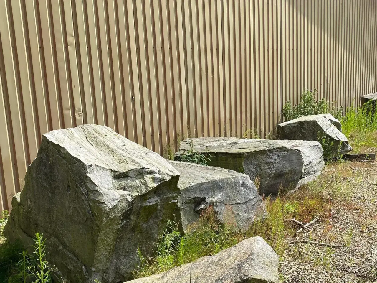 Billede 1 - store granitsten