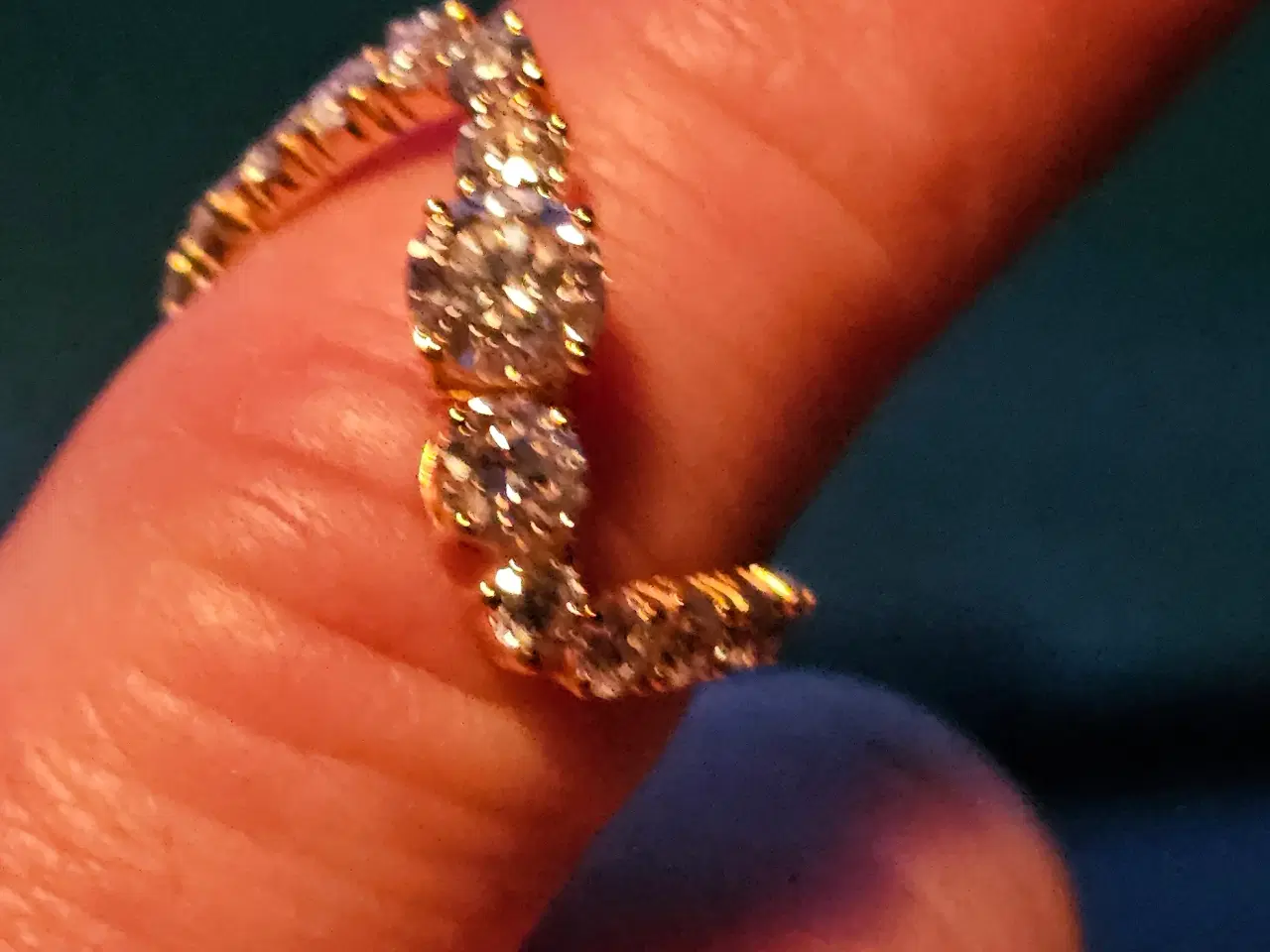 Billede 9 - Forlovelsesring guld. 2.19ct diamant