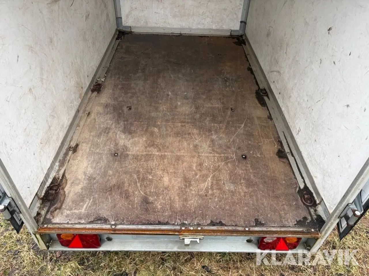 Billede 10 - Lukket trailer Variant B715C2 750 kg. med bremser