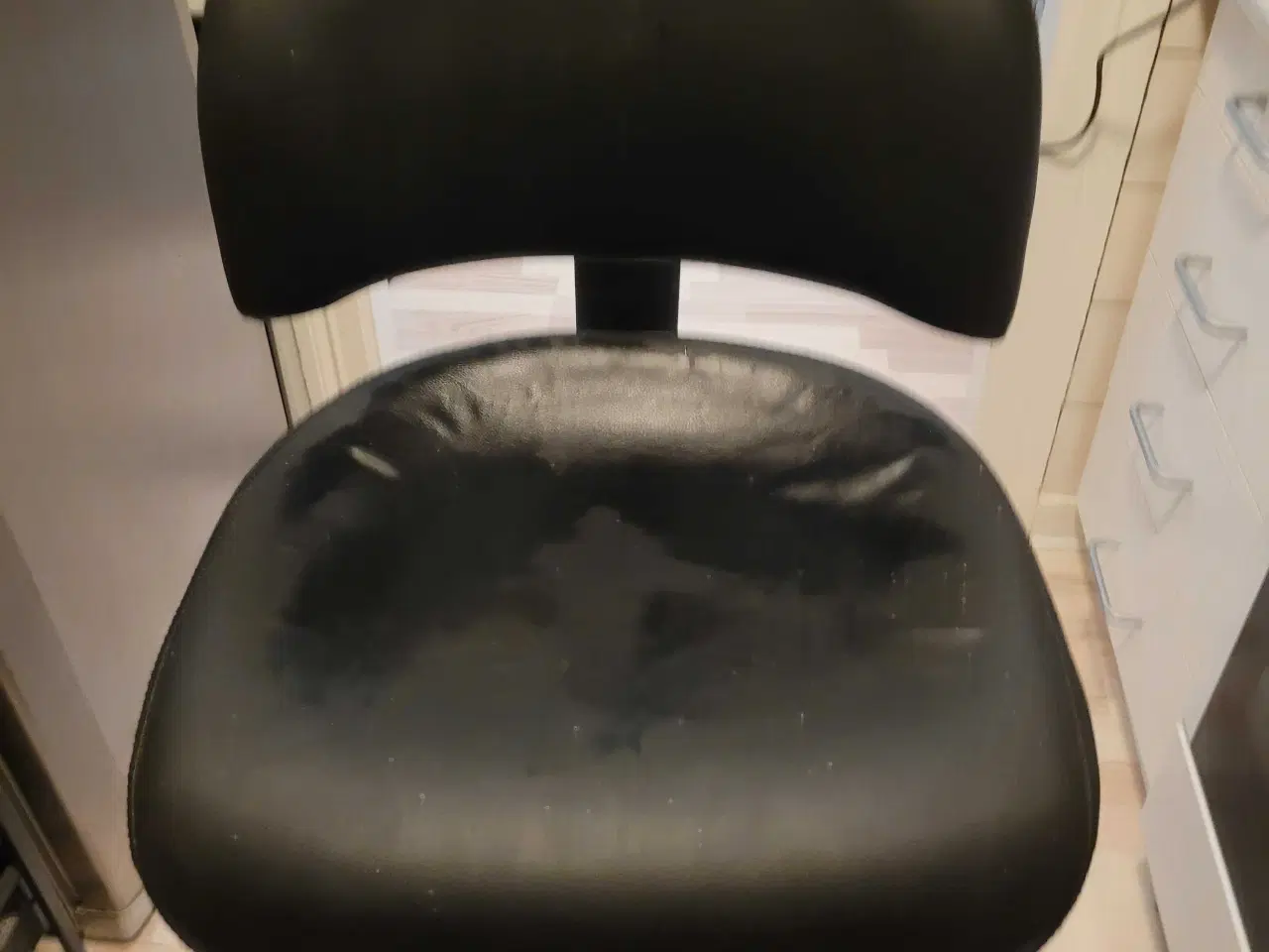 Billede 1 -  Højstole pr stk 250kr Regnsæt 250kr str L + XL 