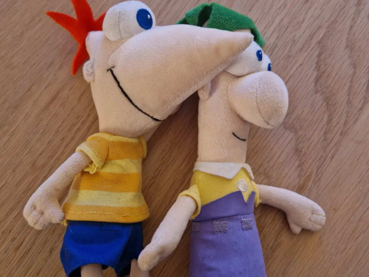 Billede 1 - Phineas og Freb plush. Som nye