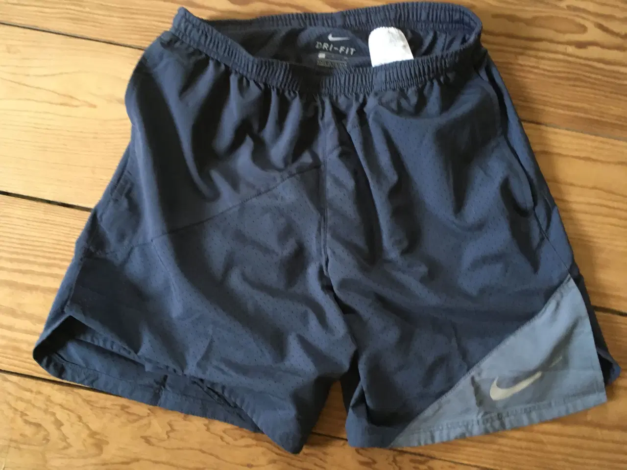 Billede 1 - Nike drift shorts m net, nye (15-16 år)