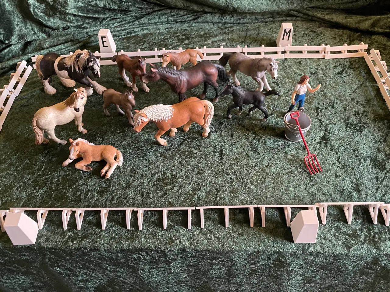 Billede 1 - Schleich ridebane m. heste