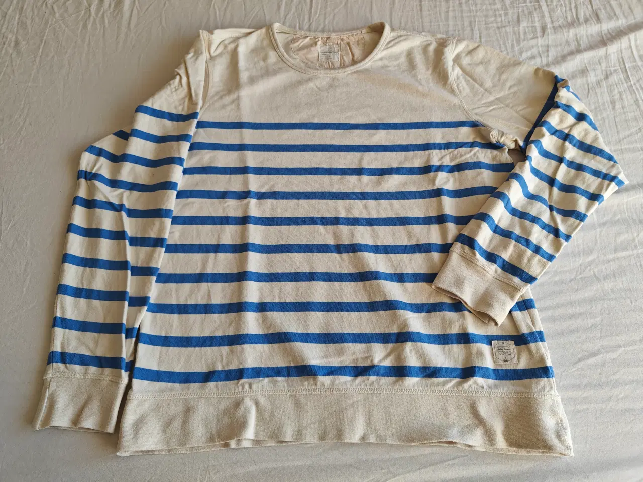 Billede 1 - Cremehvid bluse med blå striber som ny
