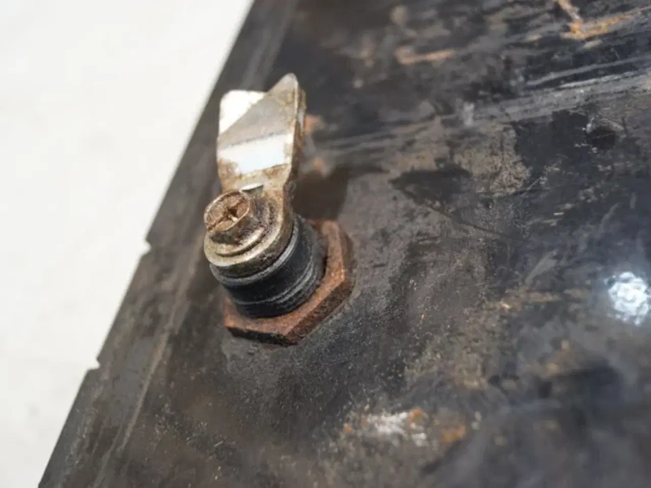 Billede 3 - Case 9230 Batterikasse 84264230