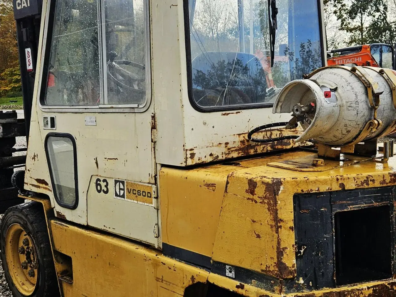 Billede 4 - Caterpillar VC60D / lukket kabine / 3 tons kapacitet / gas