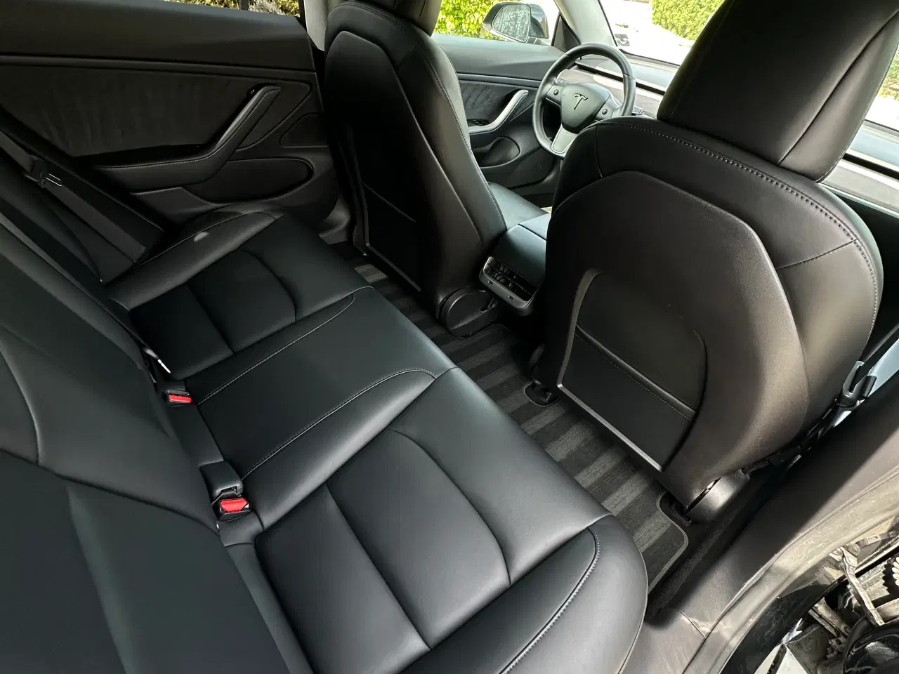 Billede 4 - Tesla Model 3 (standard range plus)