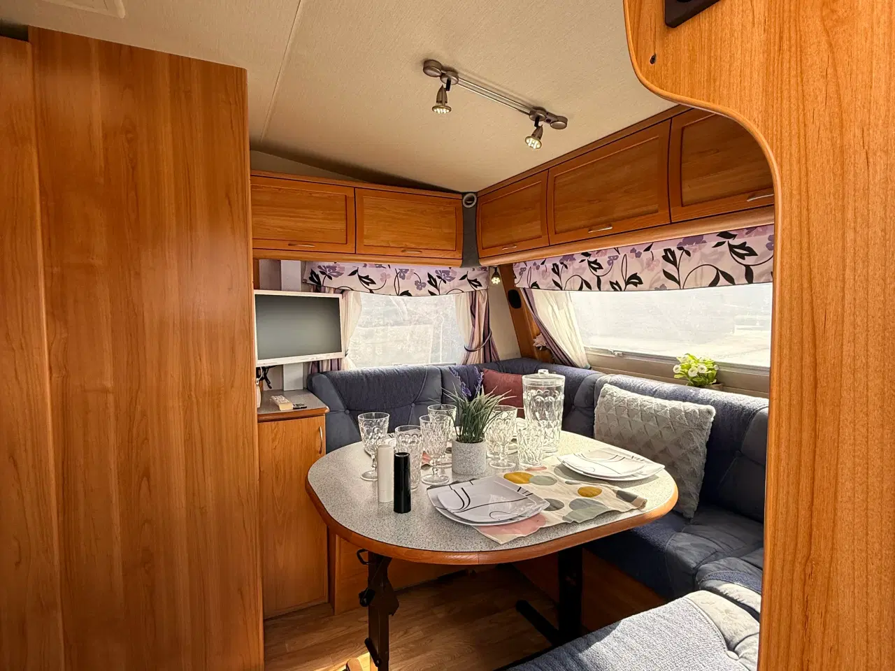 Billede 8 - 2005 Polar 520 / Med AirCon / Sol Celler/Isabella