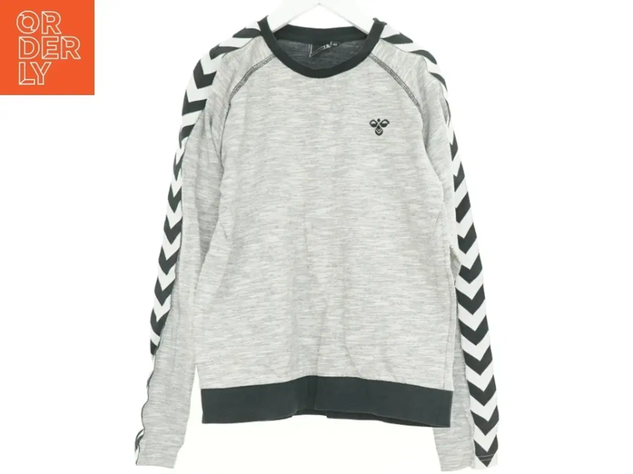 Billede 1 - Trøje fra Hummel (str. 152 cm)