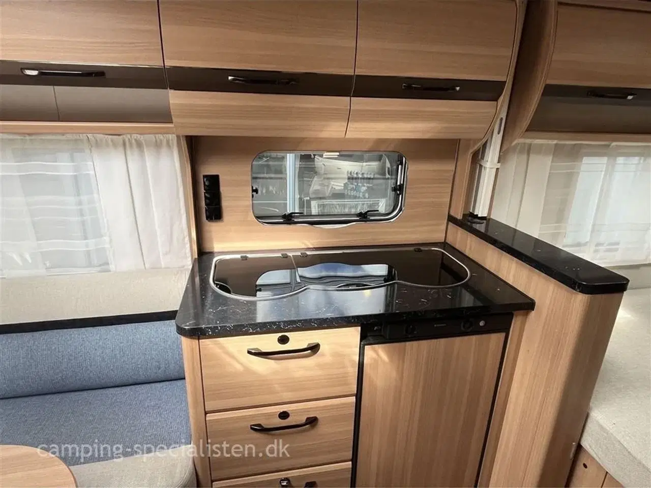 Billede 5 - 2015 - LMC Musica 470 D   LMC Musica 470 D 2015 - Se den nu hos Camping-Specialisten.dk