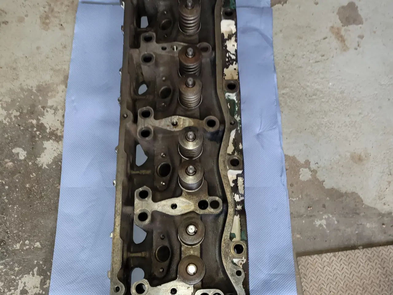 Billede 1 - Topstykke Renoveret til Ford 2704 ET 