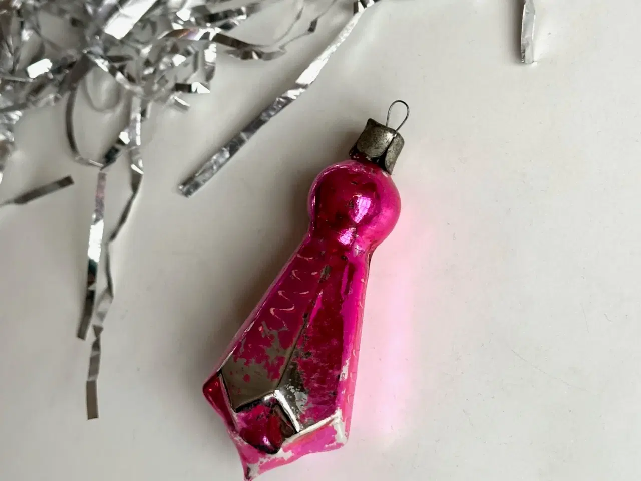 Billede 3 - Kantet pink ornament