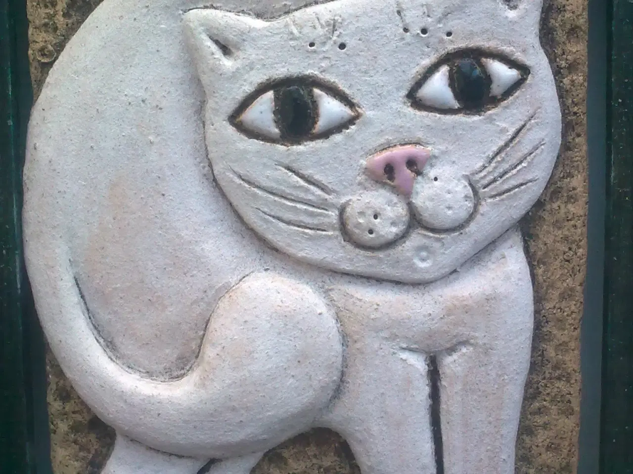 Billede 1 - Kat relief keramik signeret + i ramme