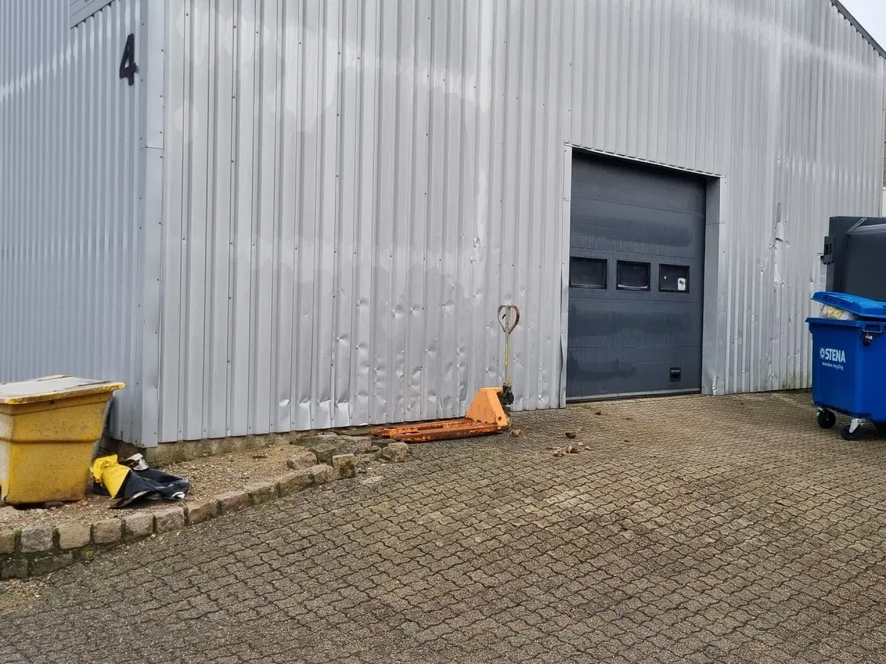 Billede 4 - Lager med kontor