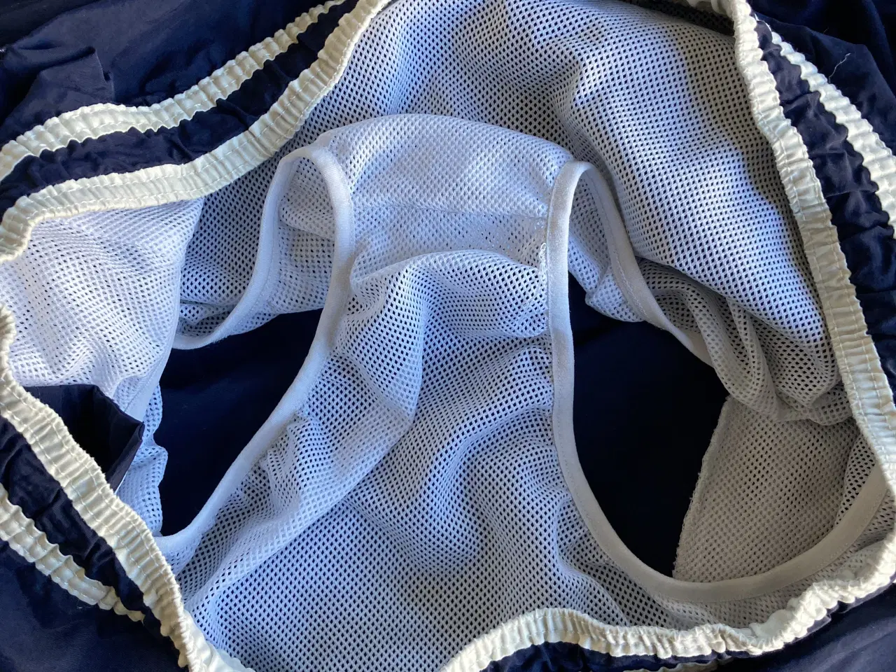 Billede 4 - Blå badeshorts str. XXL fra Bison