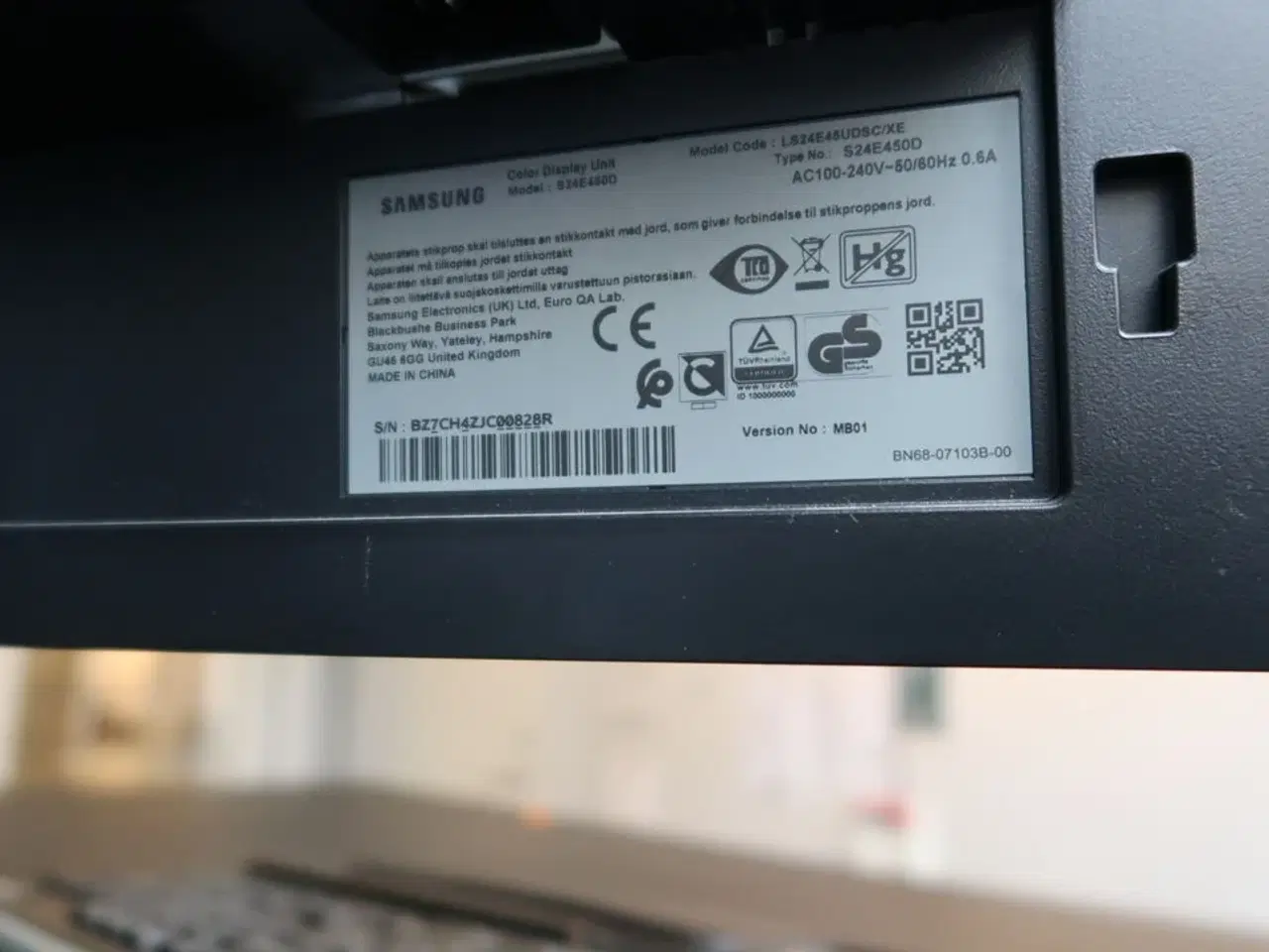 Billede 3 - 2 stk. computerskærme SAMSUNG S24E450, dockingstation DELL, tastatur, rollermouse