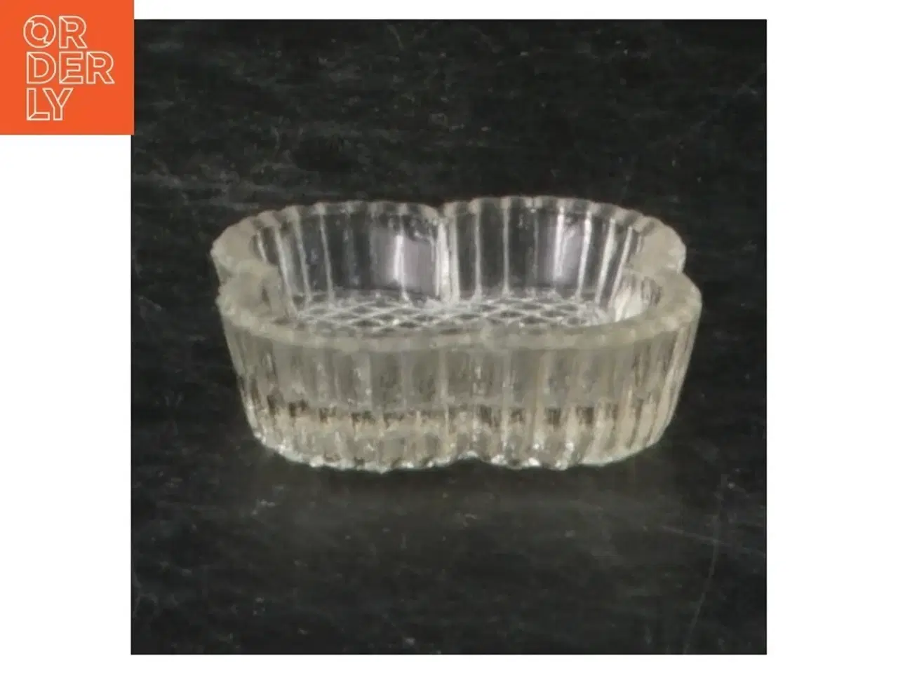 Billede 2 - Glas skål (str. 4,5x4,5 cm)