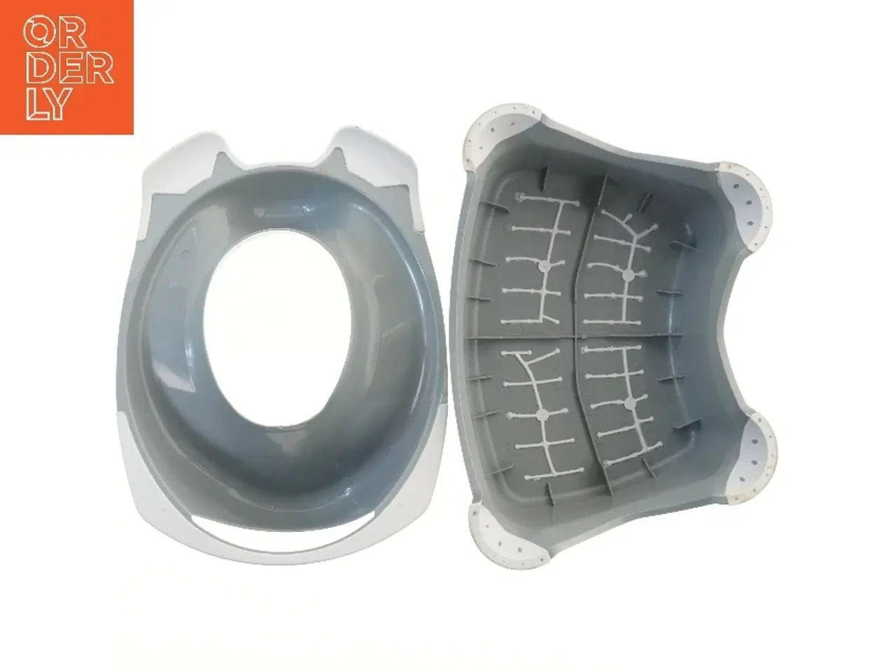 Billede 2 - Børnetoilettræner og skammel sæt (str. 40 cm)